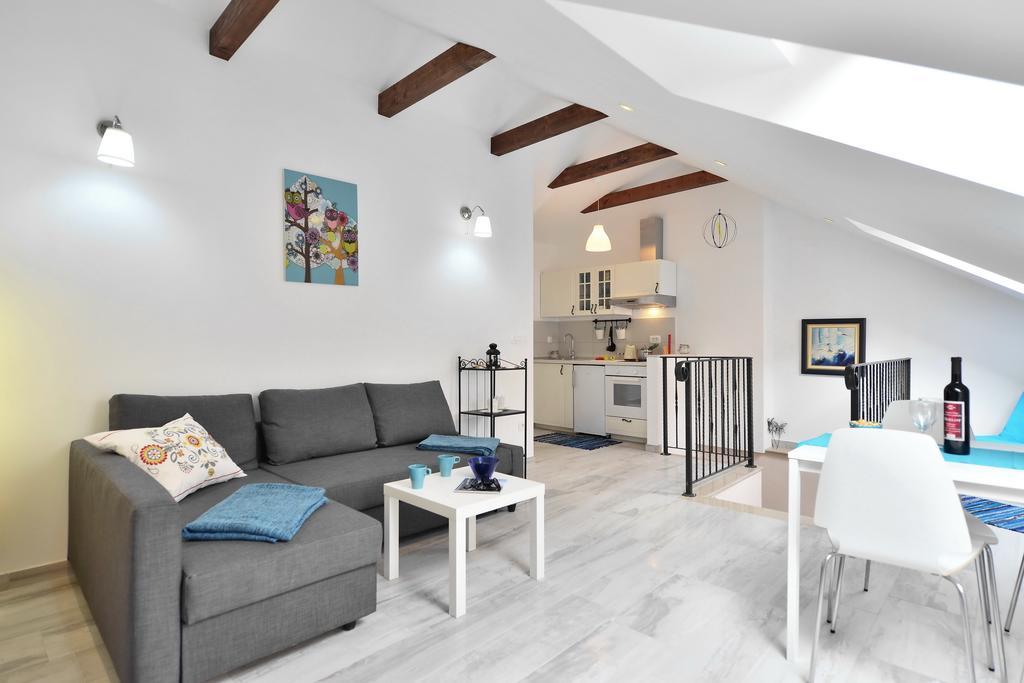 דירות סופטאר House Riva חדר תמונה